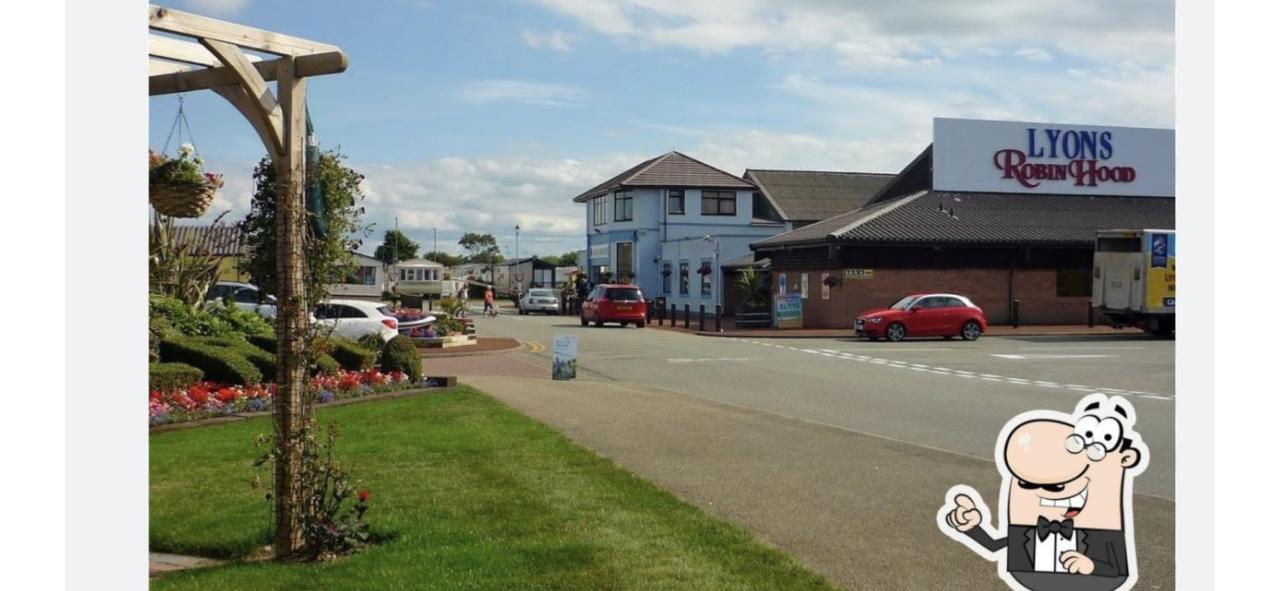 Lisa And Laddy Caravan Hire Meliden Экстерьер фото